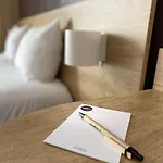 Hotel Wood Bordeaux Aeroport Mérignac