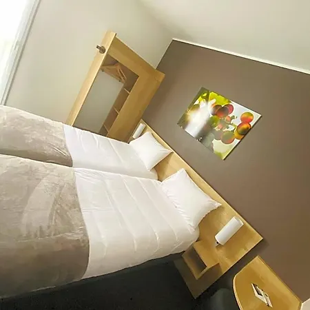 波尔多机场伍德酒店 Mérignac