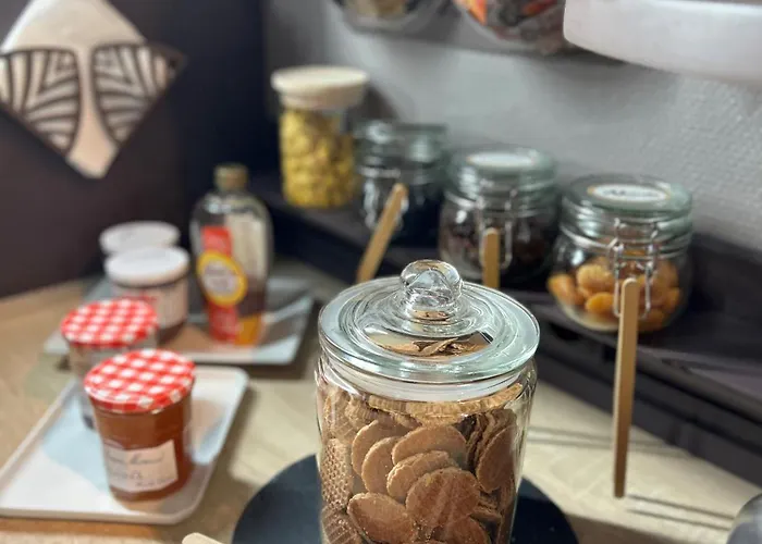 Wood Bordeaux Aeroport Готель Мериньяк