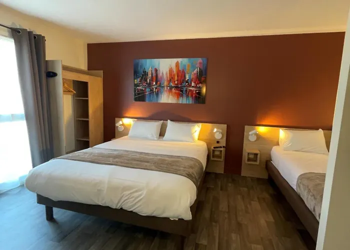 Готель Wood Bordeaux Aeroport